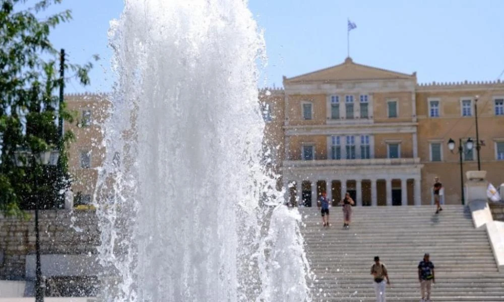 Έκτακτα μέτρα από τον Δήμο Αθηναίων λόγω υψηλών θερμοκρασιών